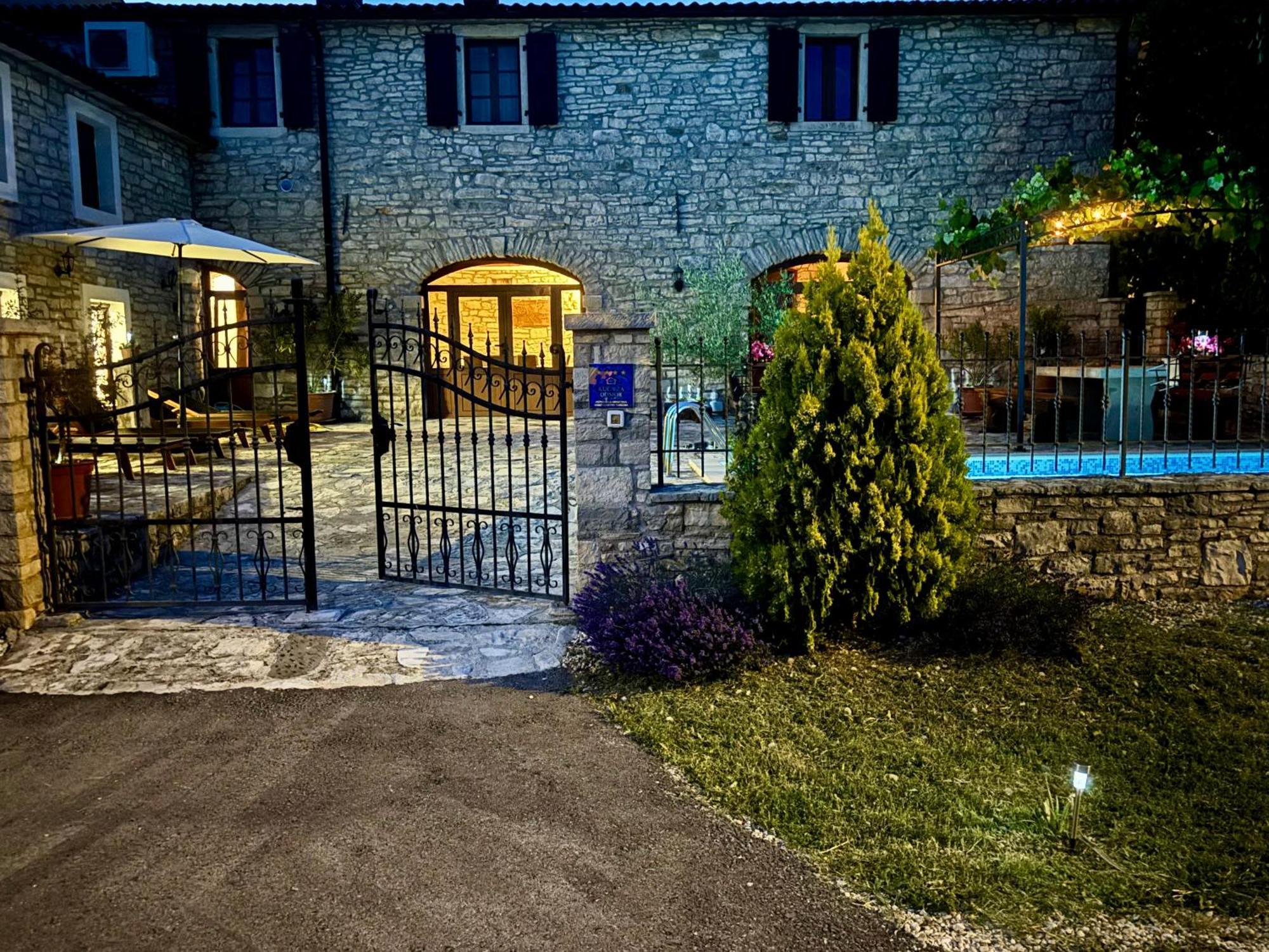 Villa Rustica Buje Exterior photo